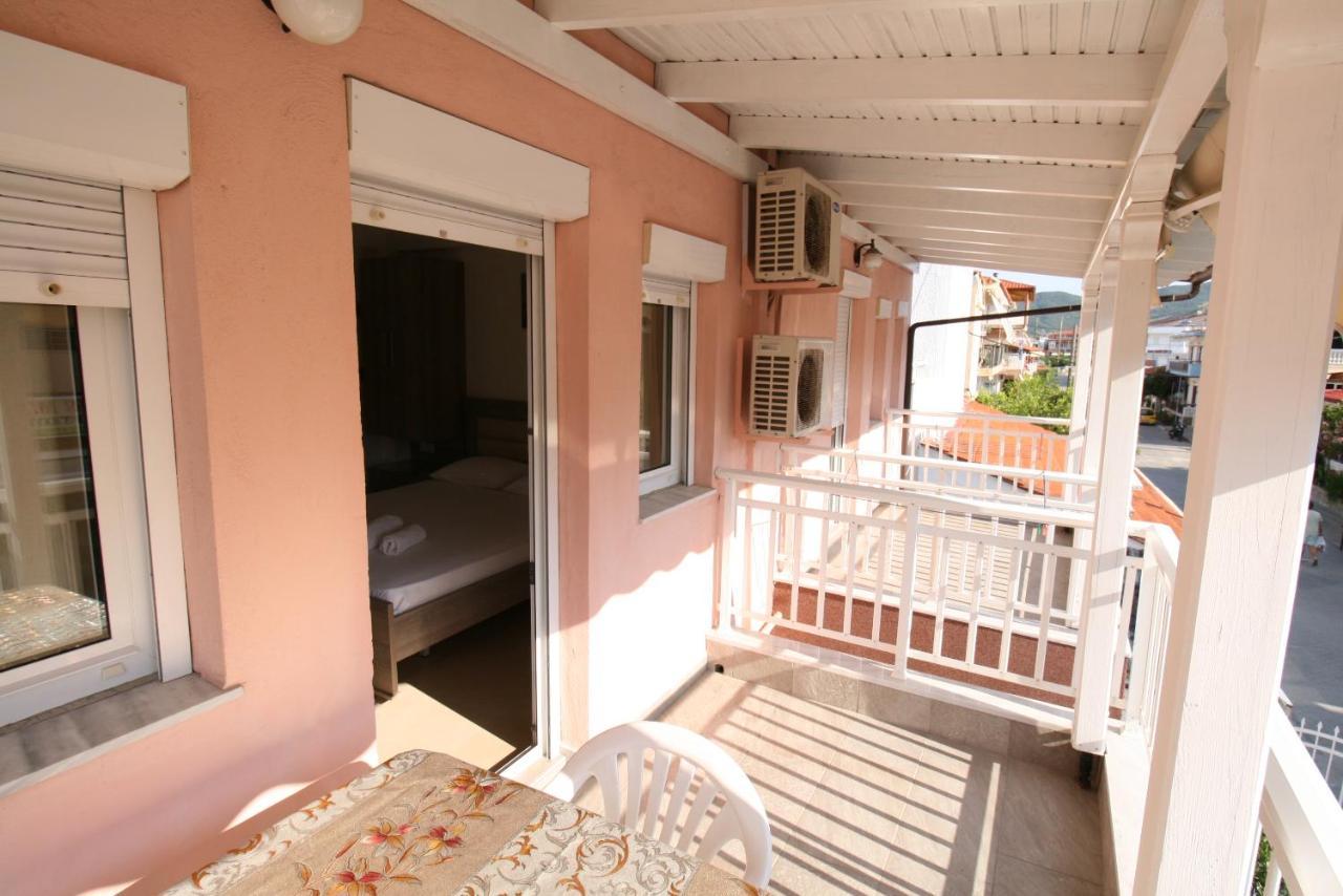 Sarti Center Studios Exterior photo
